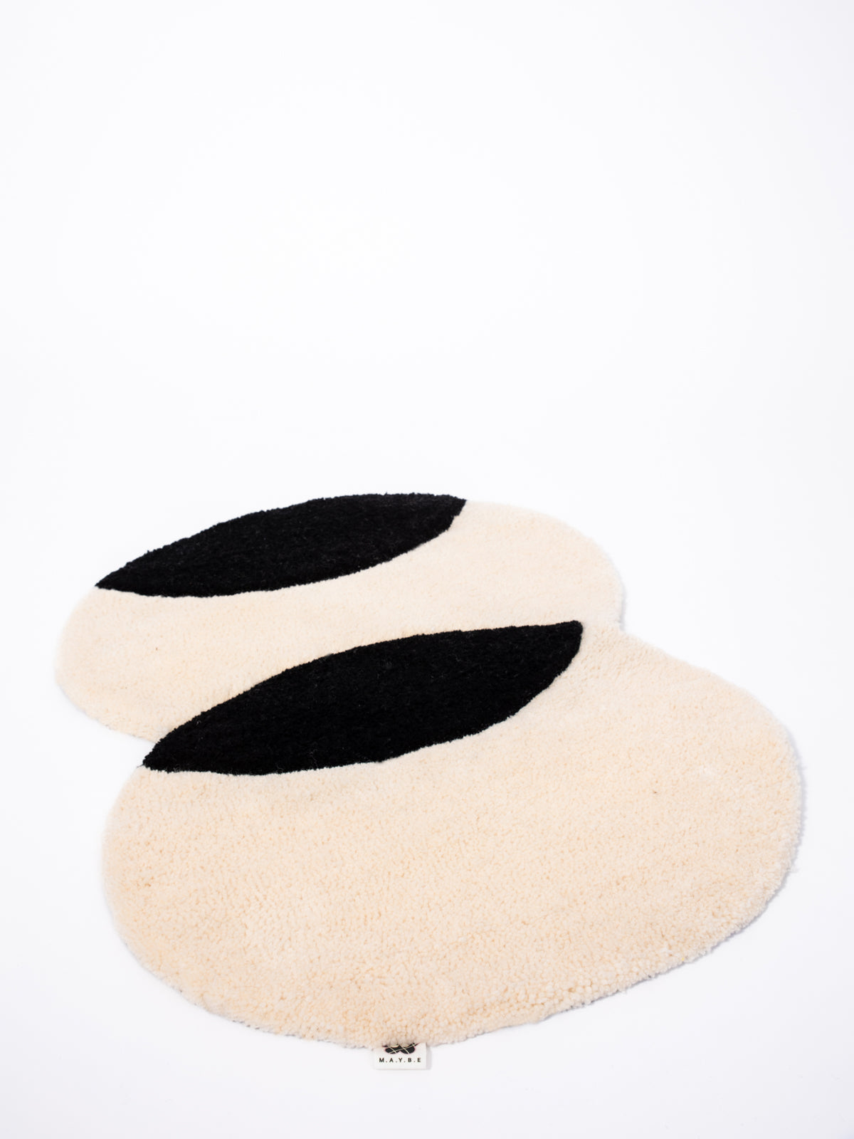 Eyes Tufted Rug